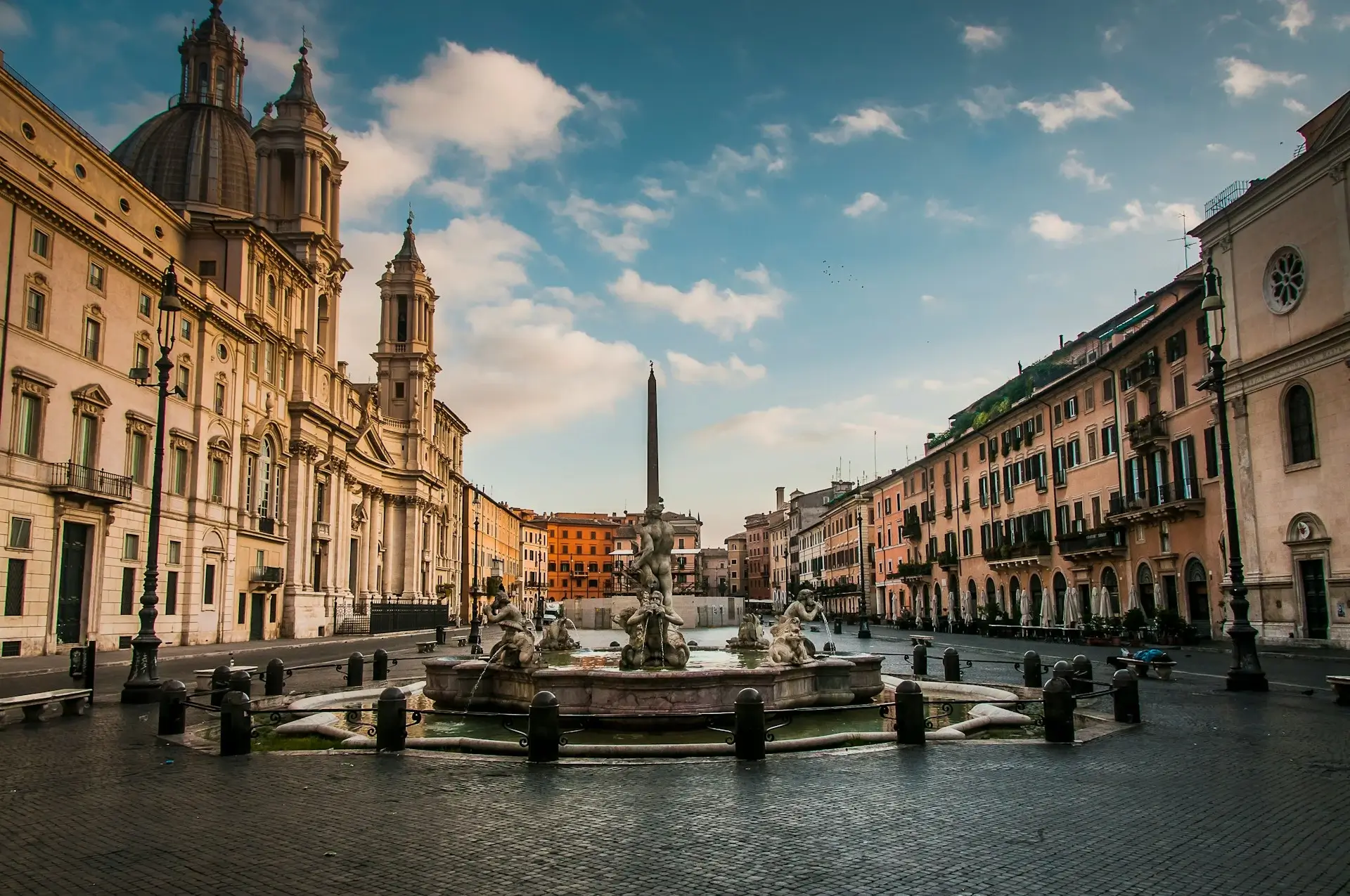 rome_canal_piazza_navona_2025