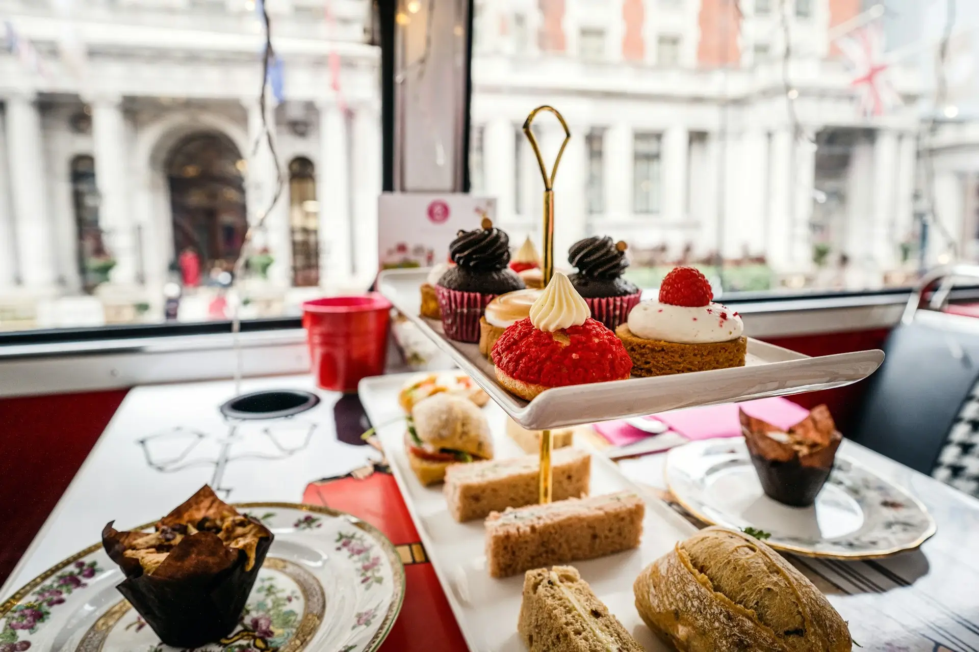 traditional_afternoon_tea_london